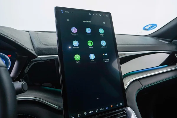 BYD Seal U PHEV (2024) — foto 20 van 45