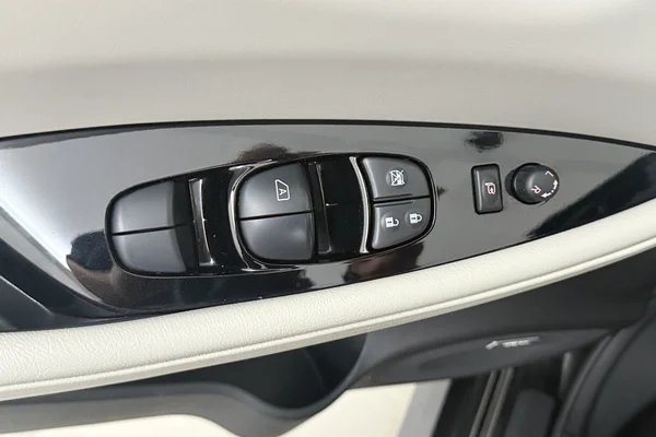Nissan Leaf E+ (2022) — foto 5 van 23
