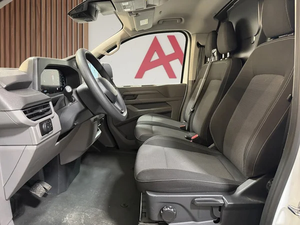 Volkswagen Transporter (2025) — foto 3 van 27