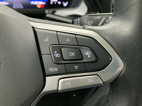 VOLKSWAGEN T-Cross (2024) — foto 6 van 36