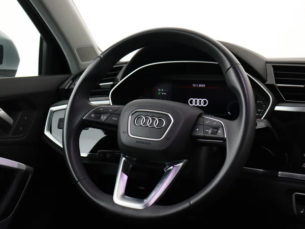 AUDI Q3 (2023) — foto 13 van 28