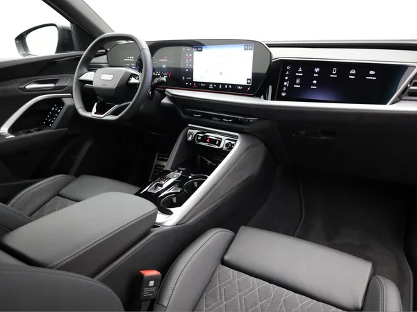 AUDI Q5 Sportback (2025) — foto 18 van 24