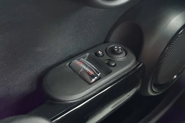 Mini E-Mini (F56) (2020) — foto 15 van 31