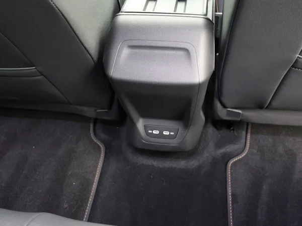 CUPRA Born (2025) — foto 6 van 21