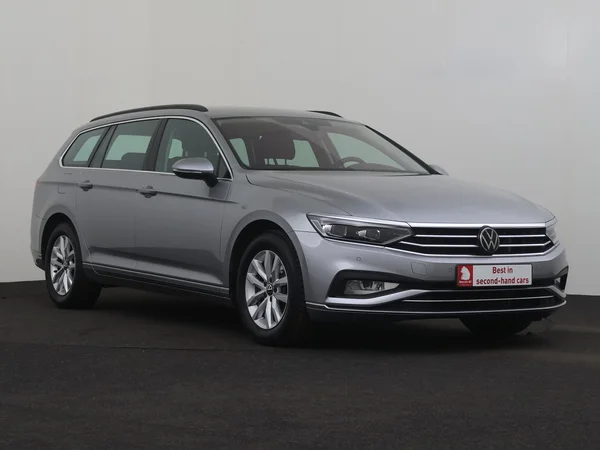 VOLKSWAGEN Passat Variant (2022) — foto 24 van 29