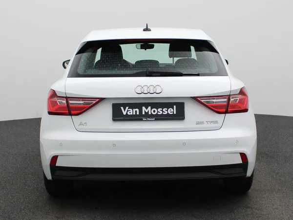 Audi A1 Sportback (2023) — foto 36 van 40