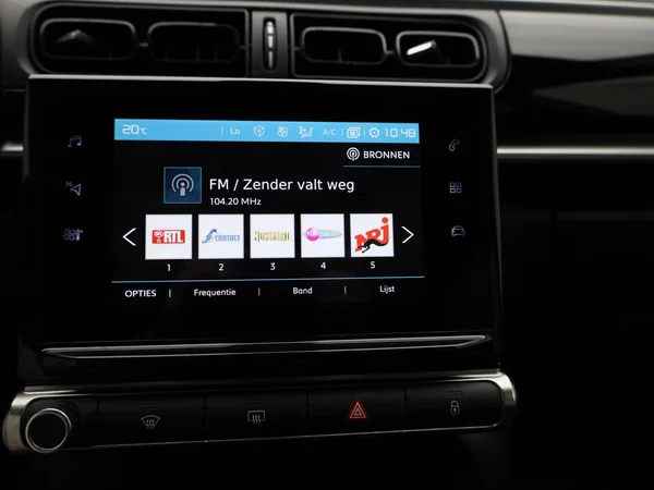 Citroën C3 (2022) — foto 6 van 36