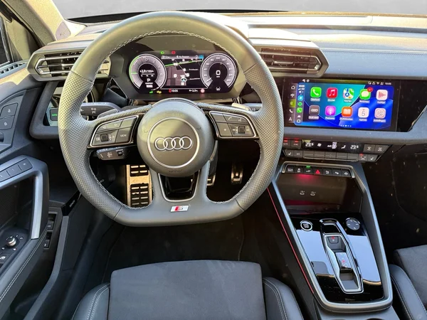 AUDI A3 Sportback PHEV (2026) — foto 2 van 14