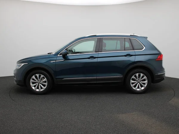 Volkswagen Tiguan (2022) — foto 34 van 41
