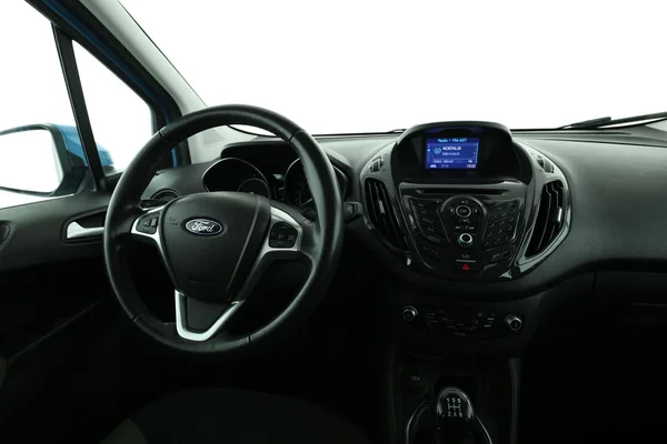 Ford Tourneo (2017) — foto 4 van 16