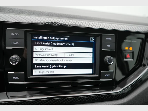 VOLKSWAGEN Polo (2023) — foto 16 van 24