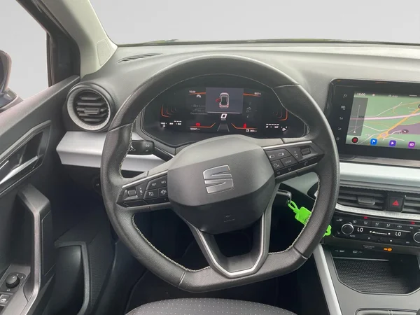 SEAT Arona (2023) — foto 4 van 21