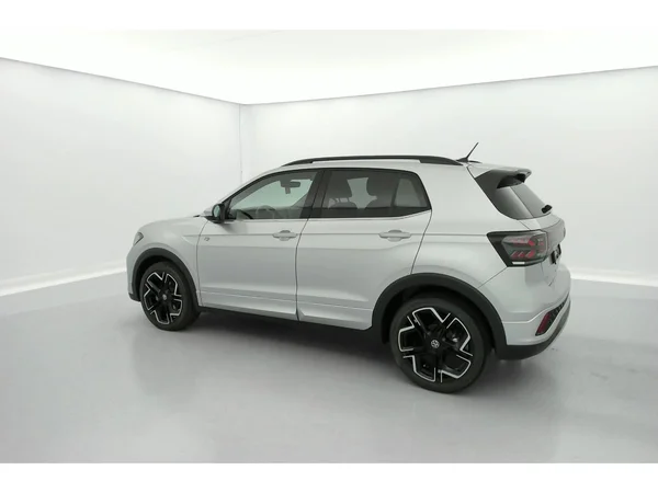 VOLKSWAGEN T-Cross (2025) — foto 2 van 36