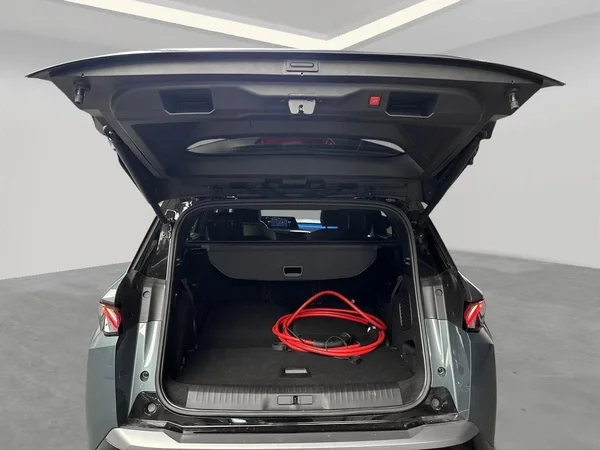 Peugeot e-5008 (2026) — foto 12 van 15