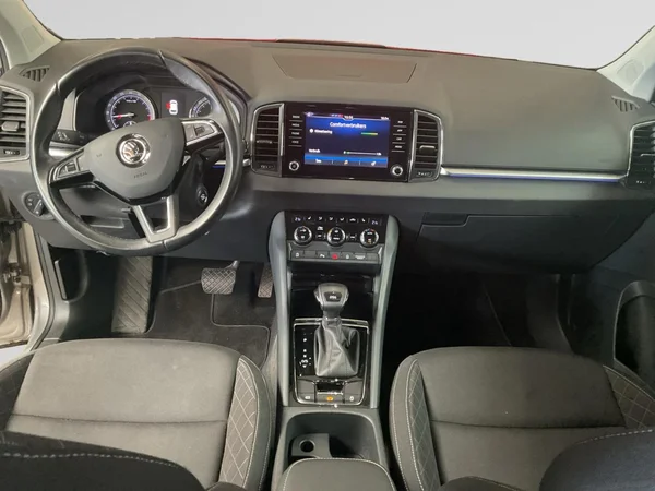 SKODA Karoq Dsl (2019) — foto 2 van 22