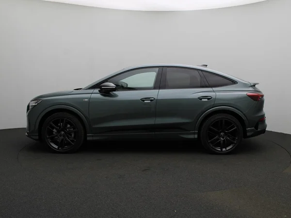 AUDI Q4 Sportback e-tron (2026) — foto 16 van 20