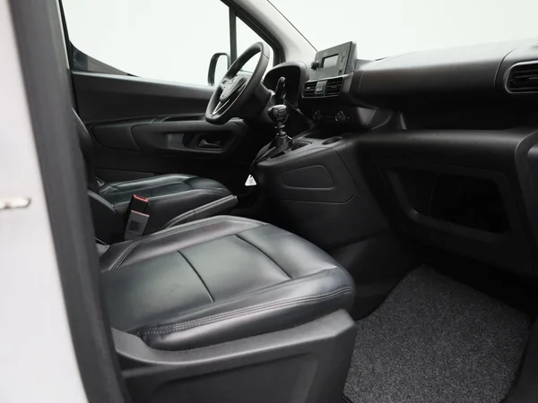 Opel Combo Life (2022) — foto 19 van 30