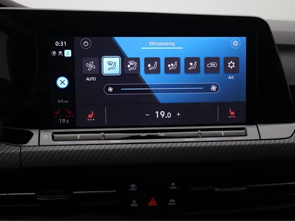 VOLKSWAGEN Golf VIII (2023) — foto 9 van 20