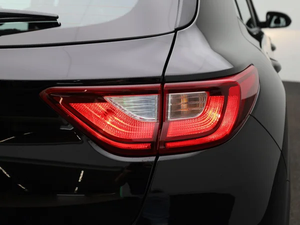 Kia Stonic (2023) — foto 21 van 34