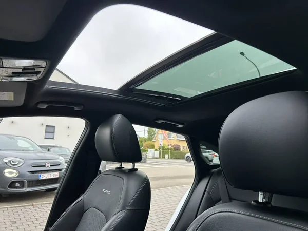 Kia Proceed (2019) — foto 27 van 27