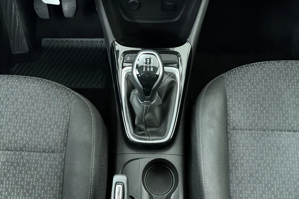 Opel Crossland (2021) — foto 4 van 17