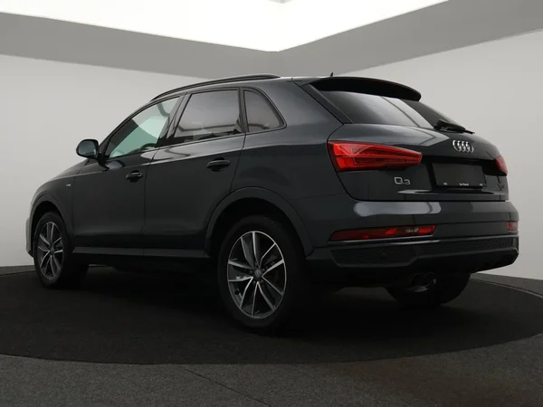 AUDI Q3 (2018) — foto 10 van 29