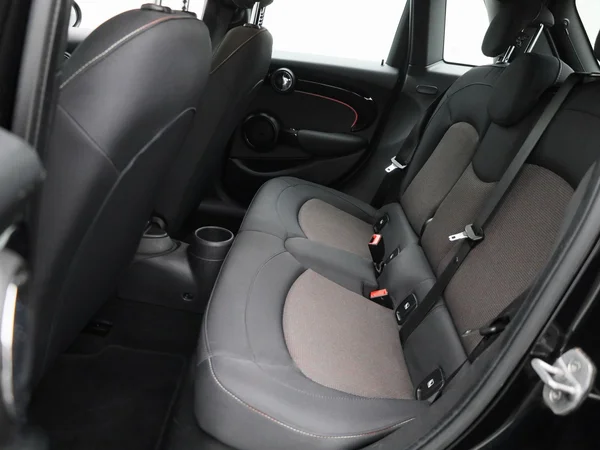 MINI Cooper (2022) — foto 5 van 40