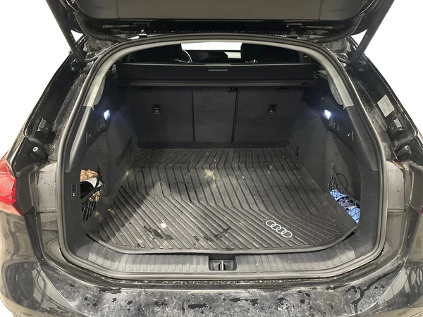 AUDI A6 Avant e-tron (2025) — foto 14 van 23