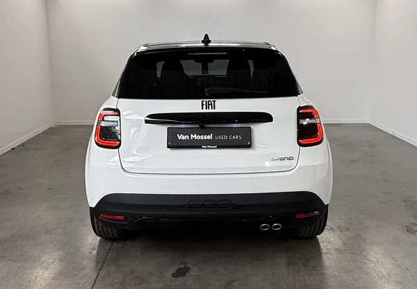 Fiat 600 (2026) — foto 17 van 18