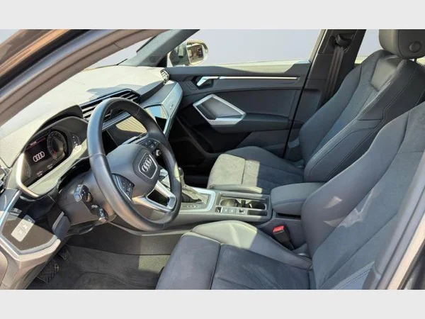 Audi Q3 Sportback (2024) — foto 20 van 26