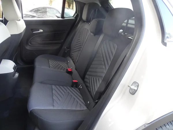 Fiat 600 (2026) — foto 8 van 25
