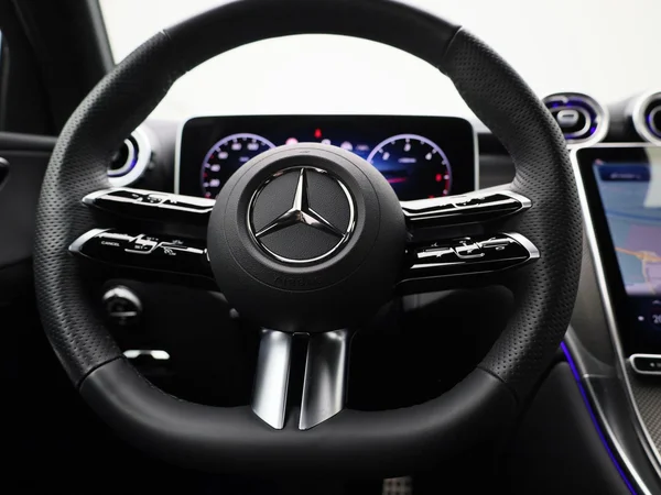 Mercedes-Benz GLC (2025) — foto 51 van 53
