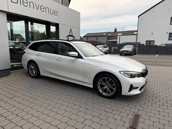 Bmw 318 (2021) — foto 16 van 26