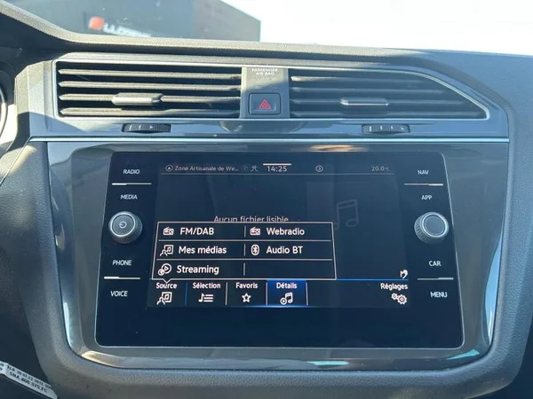 VOLKSWAGEN Tiguan (2023) — foto 11 van 31
