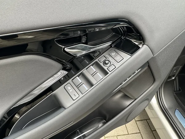 Land Rover Range Rover Evoque (2025) — foto 21 van 28