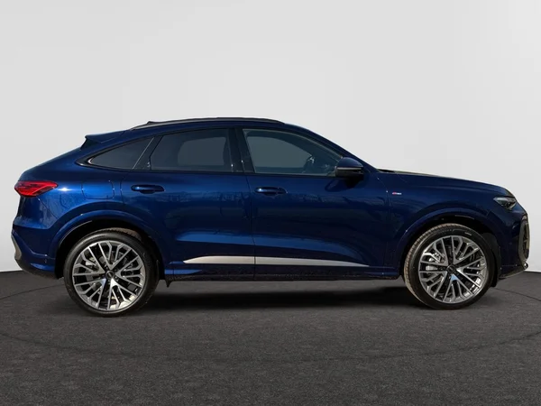 AUDI Q5 Sportback (2026) — foto 14 van 17