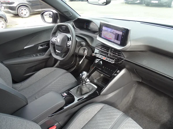 Peugeot 2008 (2025) — foto 17 van 18