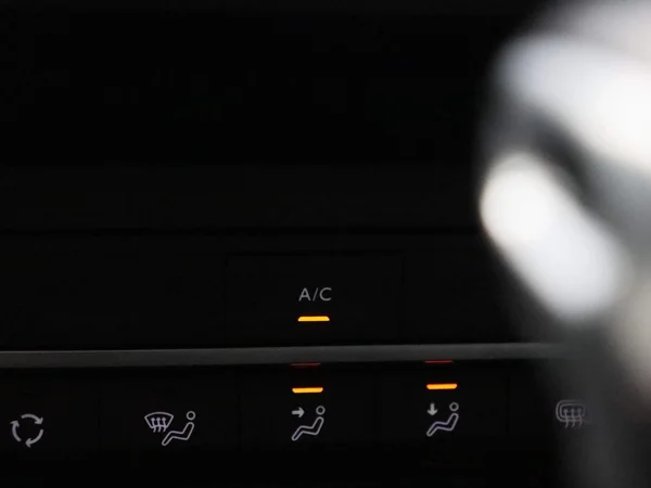 Fiat Doblò (2023) — foto 27 van 39