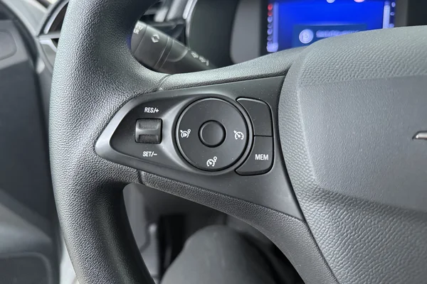 Opel Corsa (2024) — foto 6 van 16