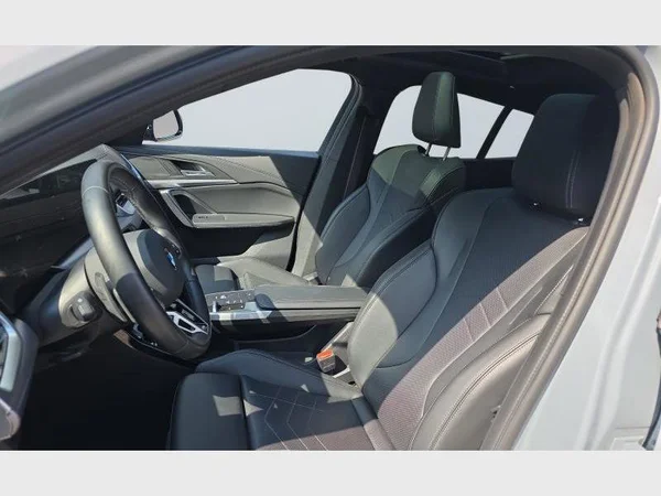 BMW X2 (2024) — foto 2 van 24