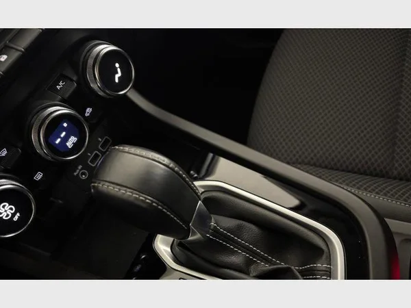 Renault Arkana (2023) — foto 6 van 15