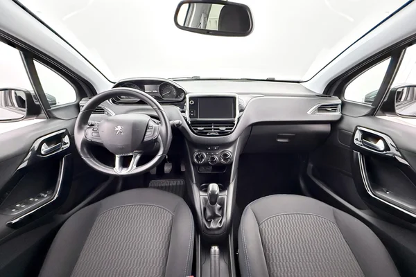 Peugeot 208 (2019) — foto 32 van 32