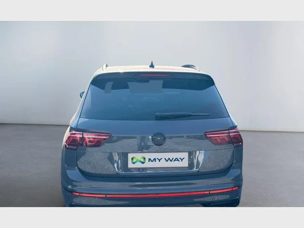 Volkswagen Tiguan (2022) — foto 25 van 27