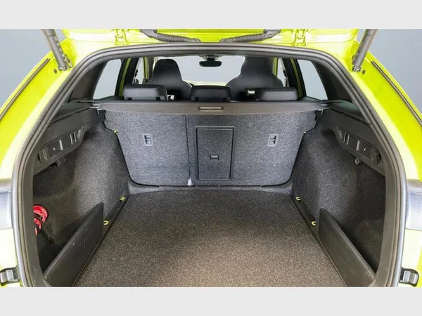 Skoda Octavia Combi (2023) — foto 20 van 28