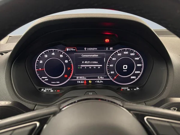AUDI Q2 (2021) — foto 8 van 29