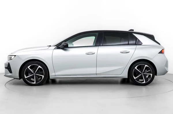 Opel Astra (2024) — foto 12 van 54