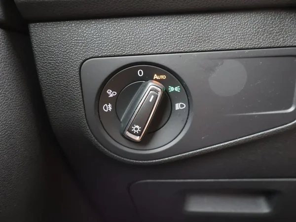 Volkswagen Tiguan (2022) — foto 8 van 27