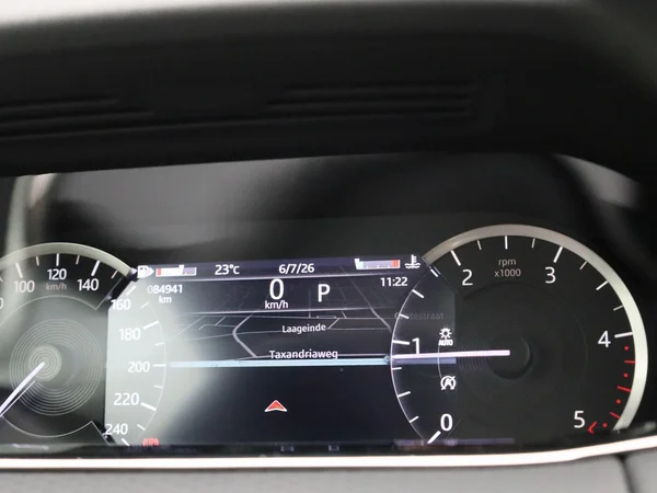Land Rover Range Rover Evoque (2023) — foto 15 van 54