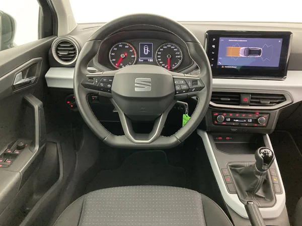 SEAT Arona (2023) — foto 8 van 36