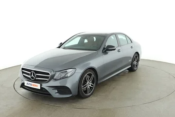 Mercedes-Benz E-Klasse 1100b7f3-1b89-461b-ab22-e8dadac65d52